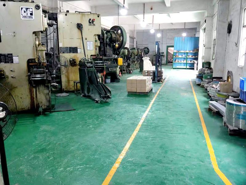 五金沖壓加工車(chē)間